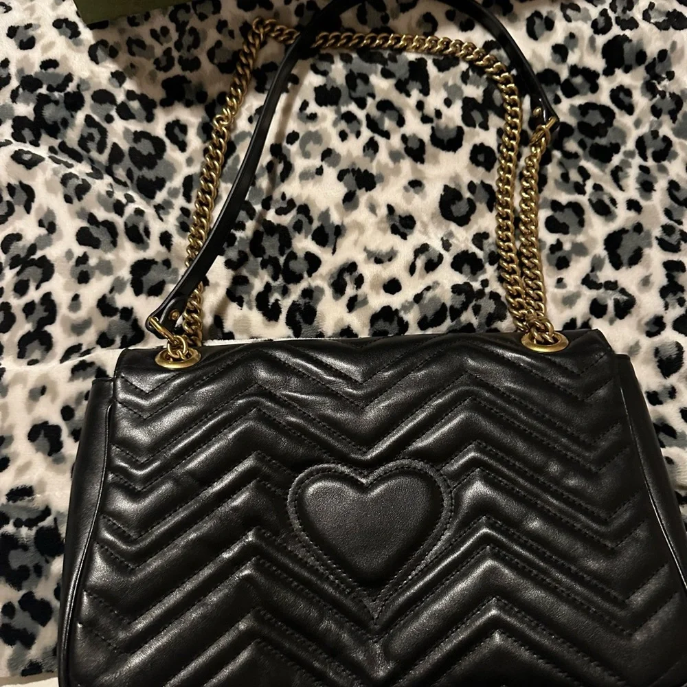 Gucci purse - Picture 3 of 9
